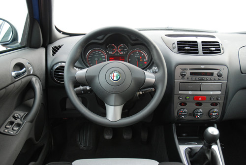 Alfa Romeo 147 JTD - Szybka, ładna,  klekocząca