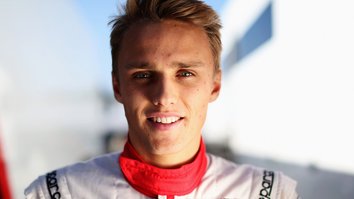 Max Chilton, który w niedzielę po raz pierwszy wystartuje w Grand Prix Formuły 1, przed zawodami relaksował się ze swoją dziewczyną na Barbadosie.