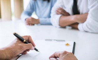 Eurostat sprawdził trwałość małżeństw: najrzadziej się rozwodzą się na południu Europy