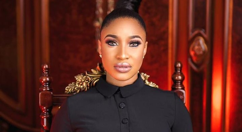 As hilarious as it might sound, Tonto Dikeh is presently wondering what her father was doing when billionaires like Aliko Dangote was getting rich. [Instagram/Tontolet]