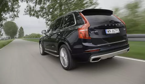 Kupujemy używanego SUV-a Volvo. Za XC60 można mieć XC90, ale czy warto się skusić?