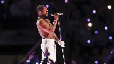 Usher na Super Bowl chciał coś ukryć? Media zwróciły uwagę na rękawiczkę