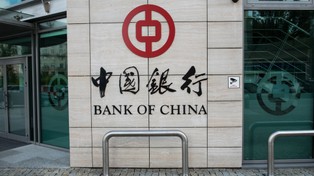 Bank of China zawiesił współpracę z objętymi sankcjami USA bankami w Rosji