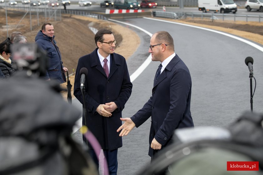 Dzień po otwarciu osunęła się skarpa autostrady