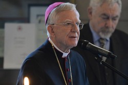 Abp Jędraszewski dostał pytanie o "tęczową zarazę". Tak się tłumaczył