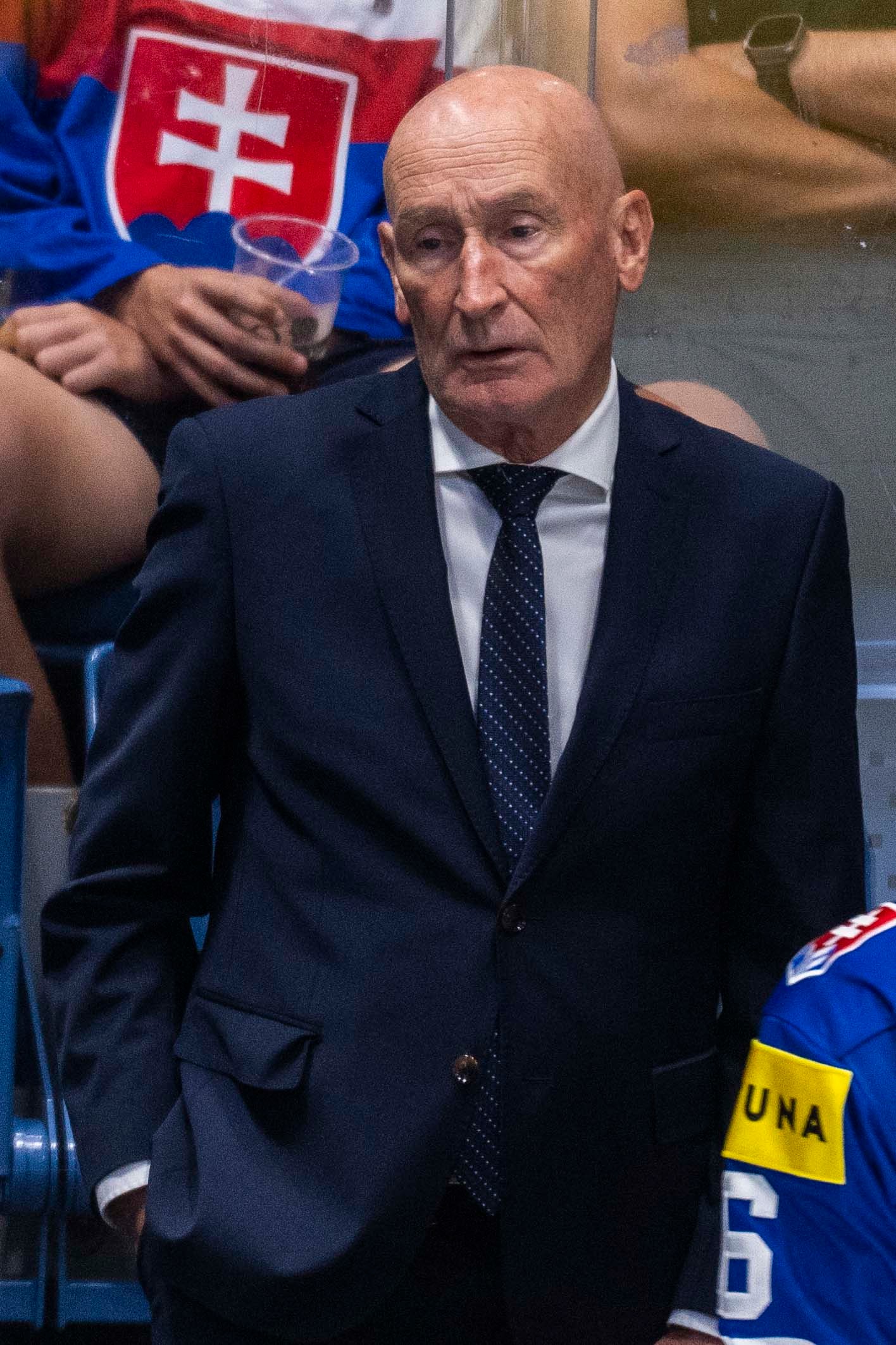 Tréner slovenskej hokejovej reprezentácie Craig Ramsay.