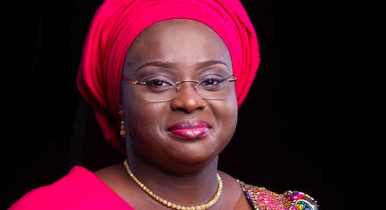 Kwara Governor's wife donates cash, gift to 1st baby of the state