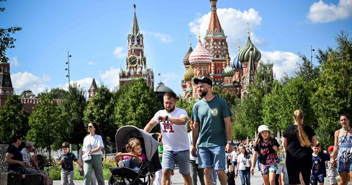ロシア銀行は過熱する経済に対応している。 国民が払うんだよ