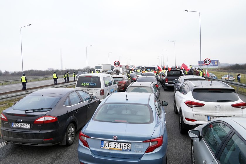 Rolnicy zablokowali autostradę A2