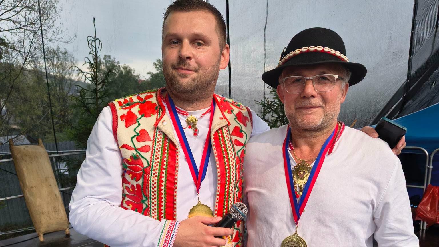 Lendačan Ján Gallik Soboľ sa zapísal do knihy rekordov, vyrobil najväčšiu sponu. 