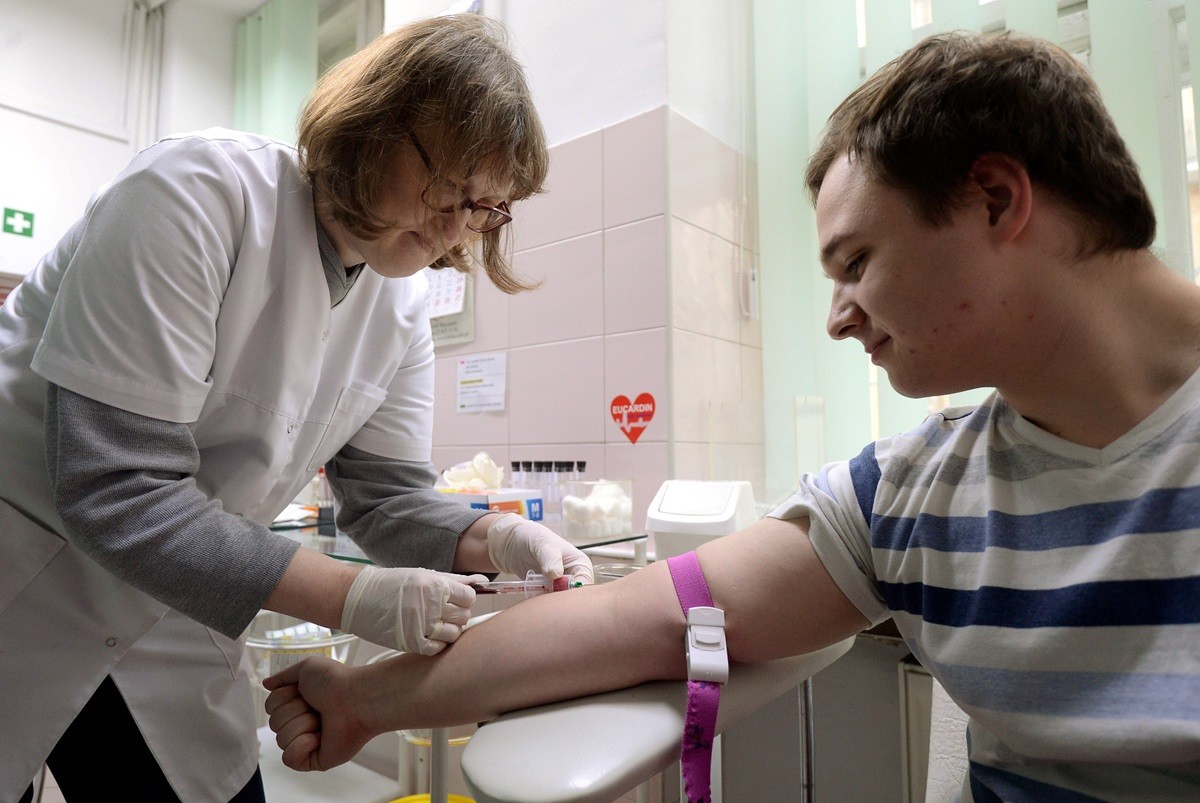 Lekarz rodzinny zleci nowe badanie. Testy na HIV są darmowe w ramach NFZ