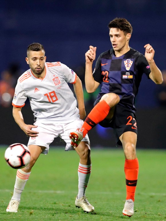 Josip Brekalo na meču sa Španijom