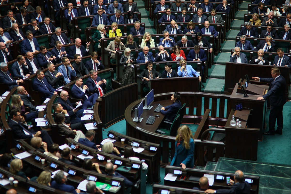 Sejm ratyfikuje umowę z MTK