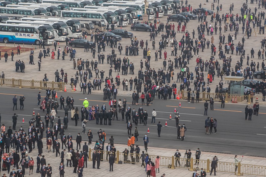 Delegati kineske KP stižu na sednicu Nacionalnog narodnog kongresa u martu u Pekingu