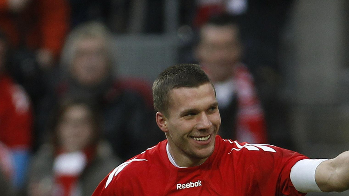 Lukas Podolski skupia swoją uwagę już tylko na pozostaniu w Bundeslidze i na swoim... weselu, jak możemy przeczytać w wywiadzie udzielonym dla "Super Expressu".