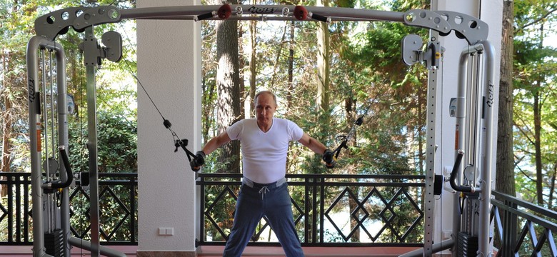 Najpierw siłownia, potem grill i herbatka. Putin jakiego nie znacie. ZDJĘCIA