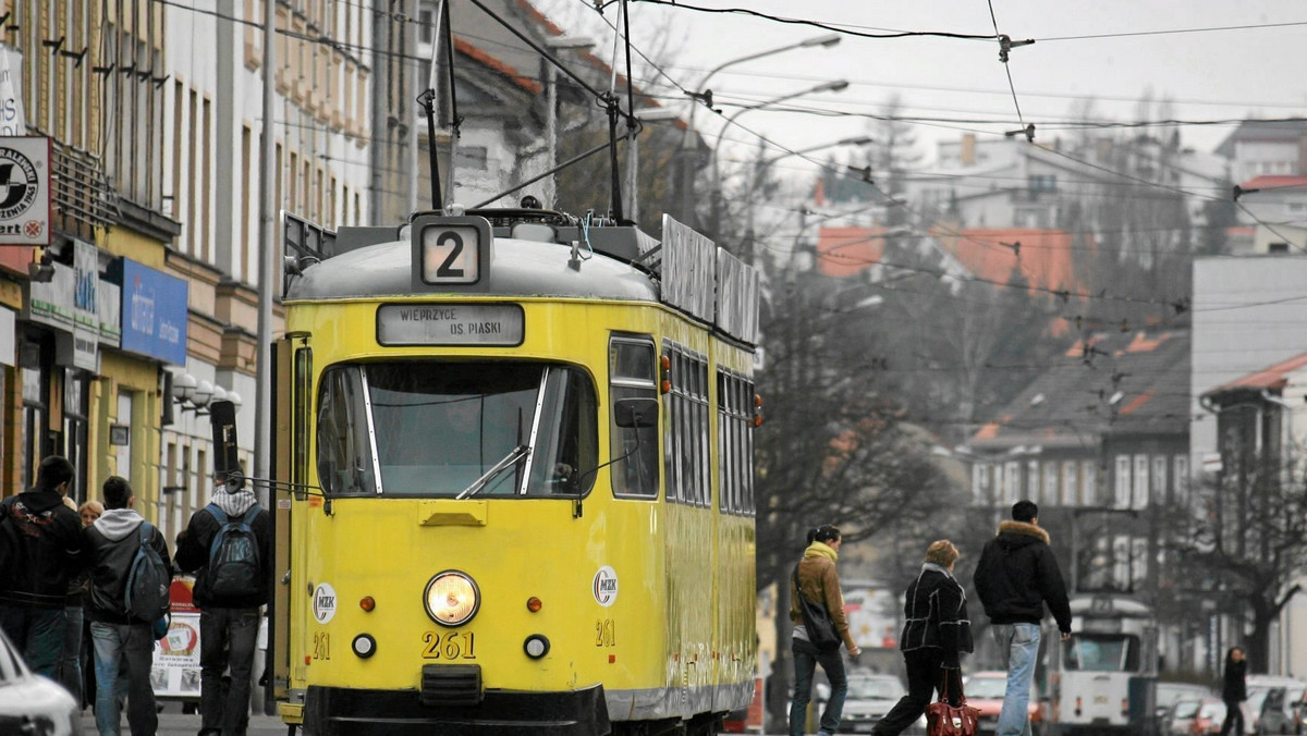 Pod petycją w obronie gorzowskich tramwajów zebrano już 2500 podpisów - informuje portal internetowy egorzow.pl