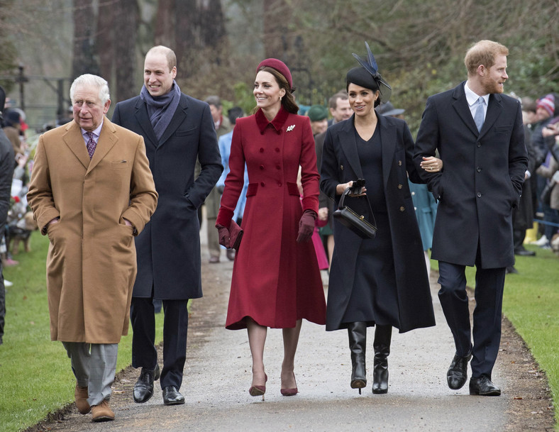 Meghan, Harry, William, Kate i książę Karol w Sandringham w 2018 r.