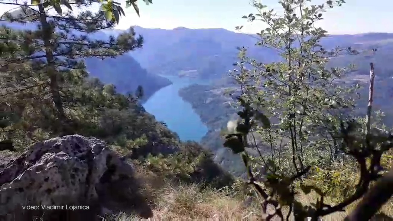 Počela &#34;pomama&#34; za jesenjim aranžmanima! Na ovoj planini traži se mesto više, a nije ni Zlatibor, ni Divčibare: Tu je na tri sata od Beograda, a priroda više nego &#34;san&#34;