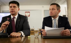 Rabiej: Słowa Petru mogły urazić wiele osób. Ale nie zachowa się on jak Tusk, który zwolnił geja