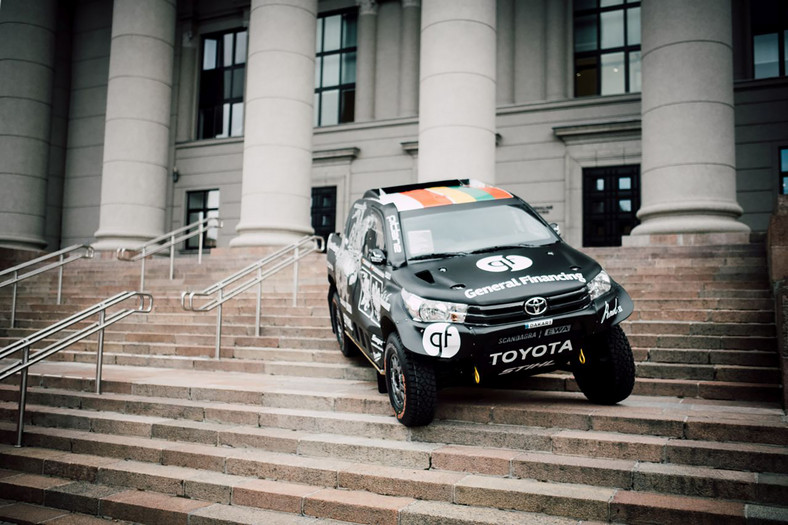 Toyota Hilux Black Hawk V litewsko-polskiego teamu Pitlane przygotowana na Rajd Dakar