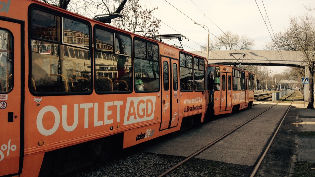 Na oficjalnej stronie miasta, każdy wrocławianin może zagłosować na jeden z dwóch wariantów przebiegu linii tramwajowej 16. "Szesnastka" po latach znów będzie jeździć po Wrocławiu. Linia ma zostać przywrócona jeszcze w tym roku.