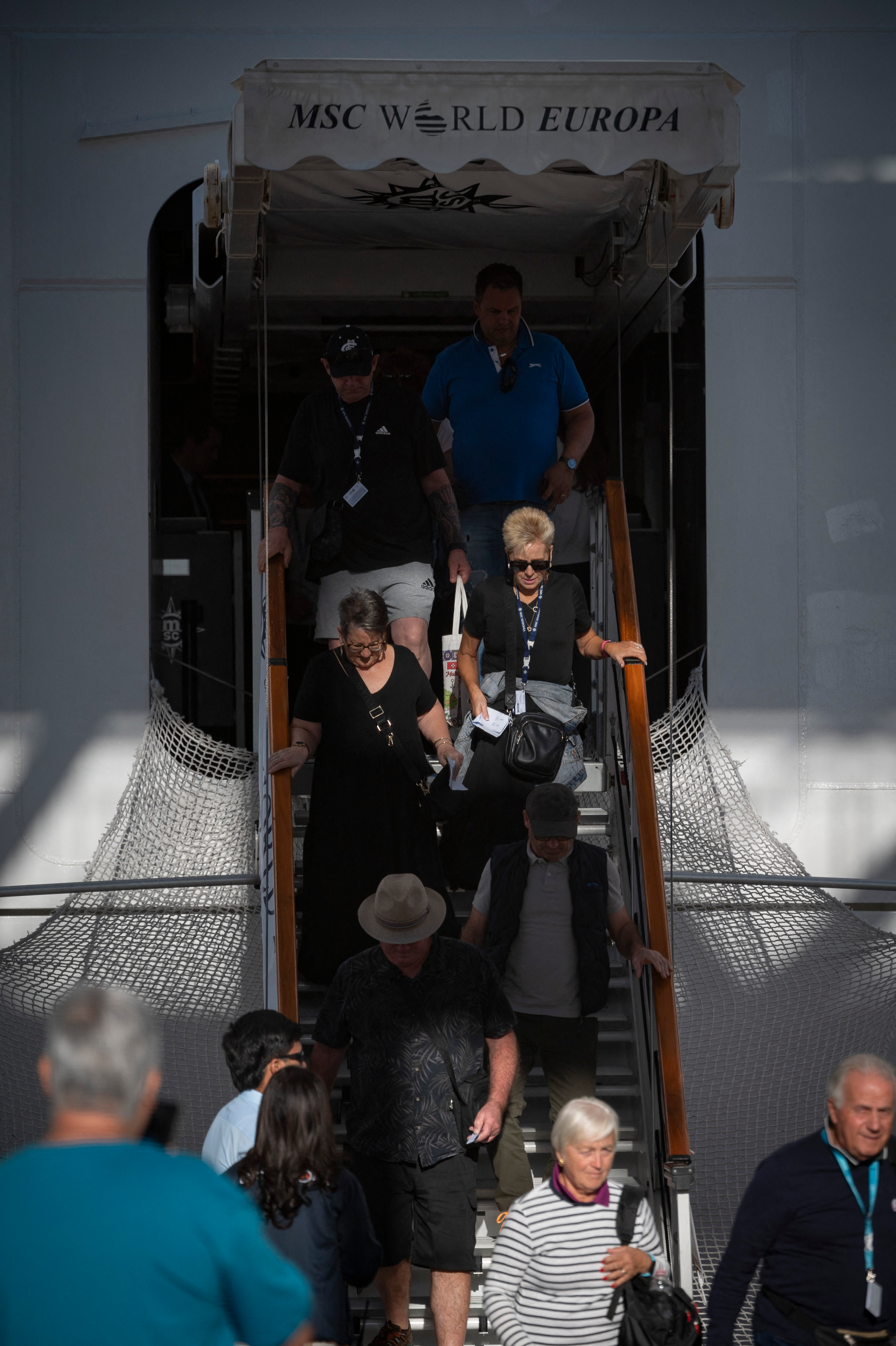 España se queda a las puertas de los 100 millones de turistas - pero el gasto sube 6,9%