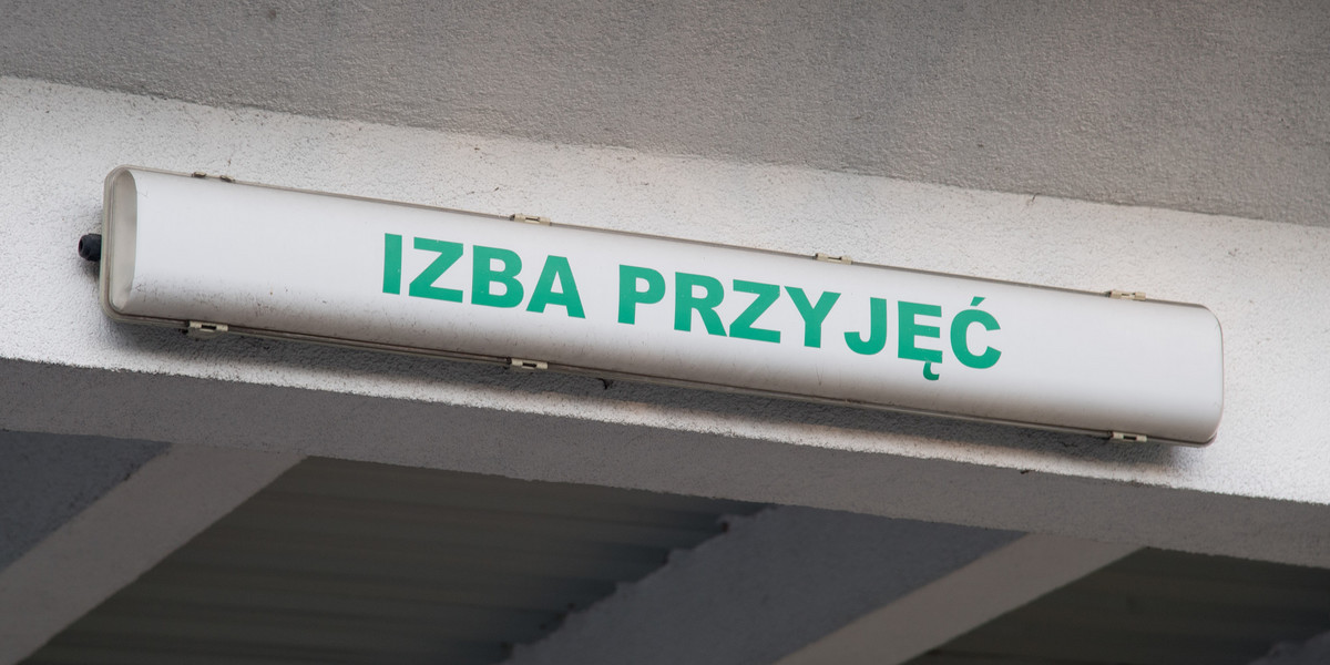 W Polsce potwierdzono dotychczas 16 przypadków koronawirusa - poinformował w poniedziałek minister zdrowia Łukasz Szumowski. Podał, że ponad 170 osób jest hospitalizowanych, a ponad 4 tys. objętych kwarantanna domową.
