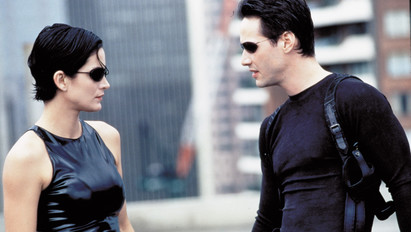 Neo új trükkje a járvány idején: forgatásnak álcázta Keanu Reeves a Matrix 4 tiltott stábbuliját