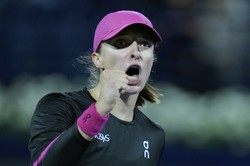 Sensacja! Świątek przegrała z kwalifikantką. Polka ze złości cisnęła rakietą o kort [WIDEO]