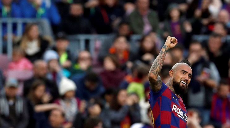 Ennyi millió forintnyi eurót akar még a Barcelonától Arturo Vidal / Fotó: MTI-EPA/Alberto Estevez