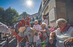 Stajemy się bogatym domem starców [WYWIAD]