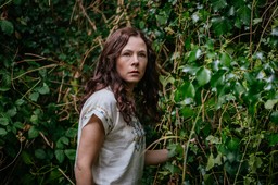 sanktuarium opowieść czarownicy serial thriller fantasy gdzie oglądać