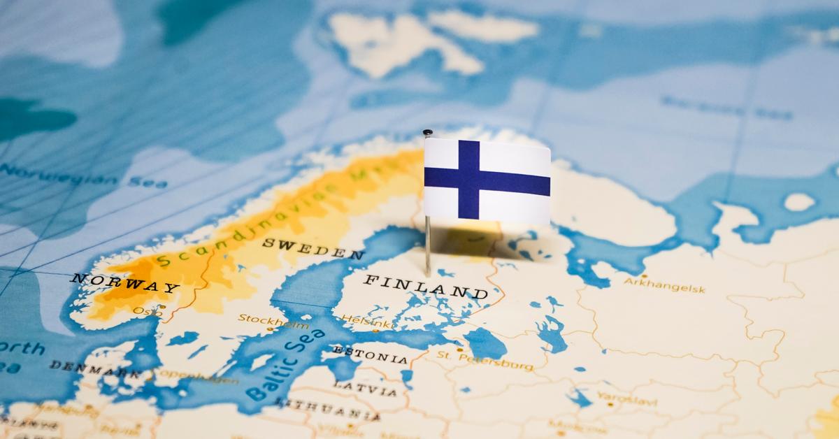 Fiński minister obrony: Rosja chce odwrócić uwagę Zachodu od Ukrainy