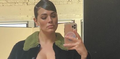 Ashley Graham pozuje w zmysłowej sesji ciążowej. Pokazała się zupełnie nago!