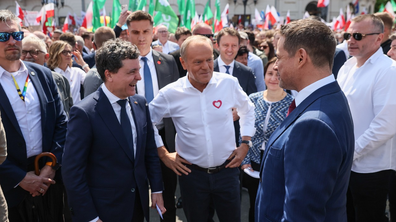 Prezydent-elekt Rumunii tłumaczy, dlaczego wsparł Rafała Trzaskowskiego. Mówi o różnicy pomiędzy kandydatami