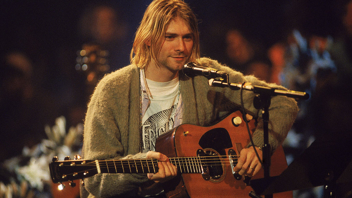 Dwie rzeczy należące do Kurta Cobaina - gitara Fender Mustang i wytarty sweter, który miał na sobie na koncercie MTV Unplugged - zostaną wystawione na aukcję. Przewiduje się, że mogą zostać sprzedane za rekordowe sumy.