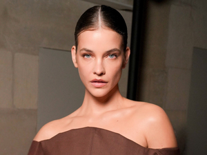 Palvin Barbara fehérneműs videójától azonnal zavarba jössz, óriási bejelentést tett a magyar modell