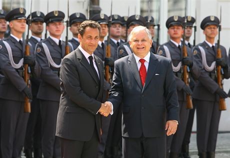 14.06.2007. WARSZAWA PALAC PREZYDENCKI WIZYTA PREZYDENTA FRANCJI NICOLASA SARKOZYEGO W POLSCE N/Z LECH KACZYNSKI I NICOLAS SARKOZYFOT. PIOTR MOLECKI