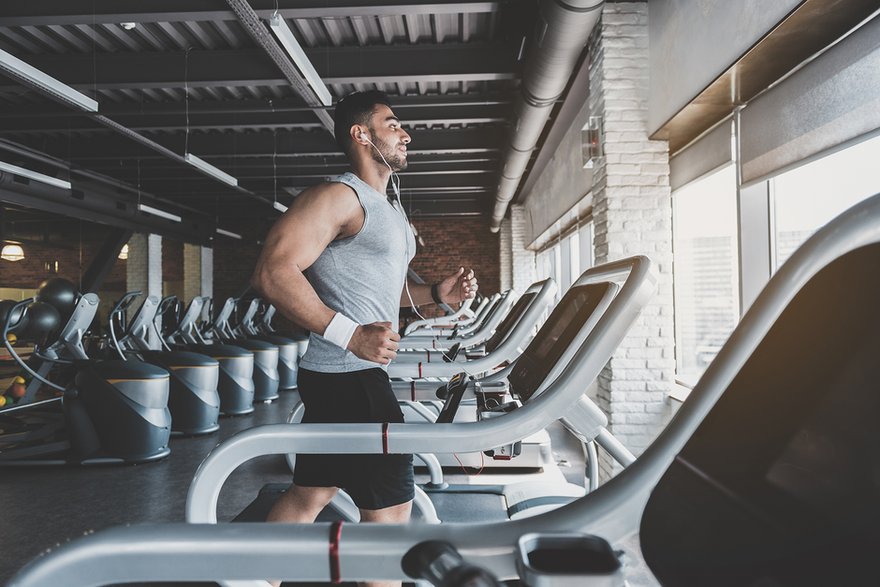 Trening cardio to świetny sposób na zwiększenie dziennego zużycia energii