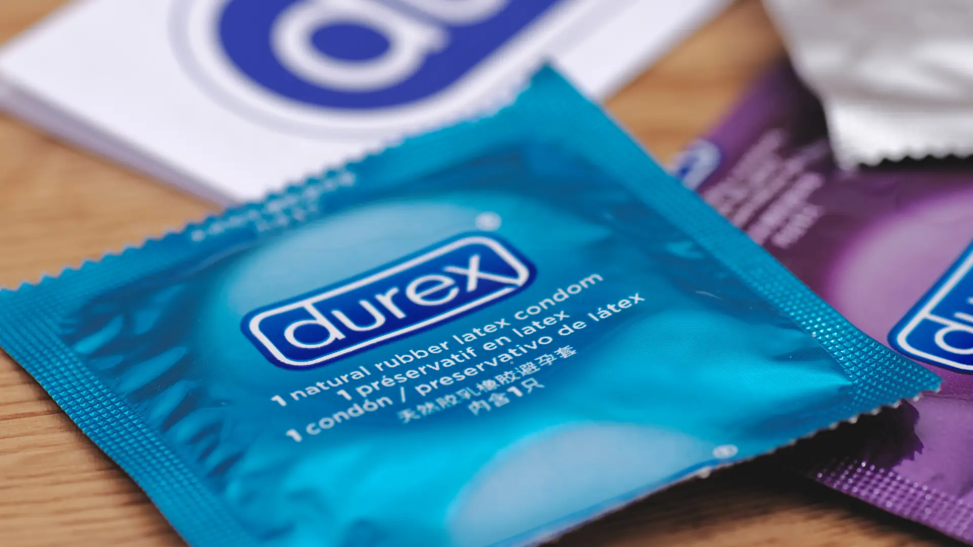 Durex wycofuje część prezerwatyw ze sprzedaży. "Nie przeszły testów trwałości"