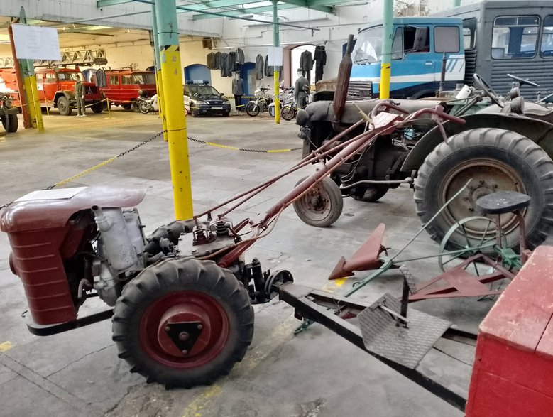 Jednoosiowy mikrociągnik "Dzik"