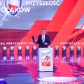 Konwencja PiS. Mateusz Morawiecki pokazał "teczkę Tuska"