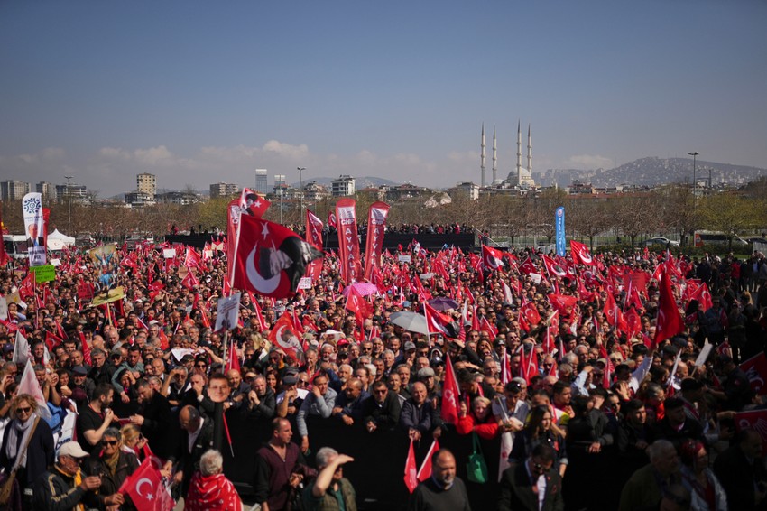 Protest u Istanbulu protiv pritvaranja gradonačelnika Imamoglua