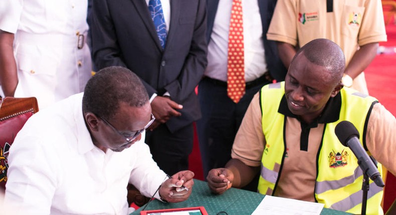 President Uhuru Kenyatta registering for Huduma Namba