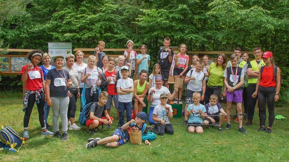 Po nauce zdalnej przyszedł czas na I Mistrzostwa Powiatu Drawskiego w Nordic Walking dla uczniów