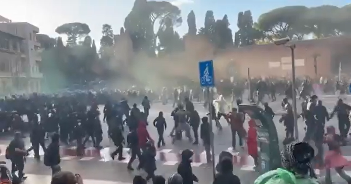 Elszabadult a pokol a tüntetésen: Izrael-ellenes demonstrálók és rendőrök csaptak össze Rómában