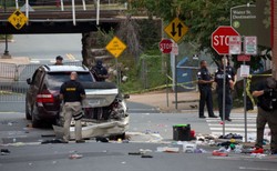 Samochód wjechał w tłum demonstrantów w USA, jedna osoba nie żyje