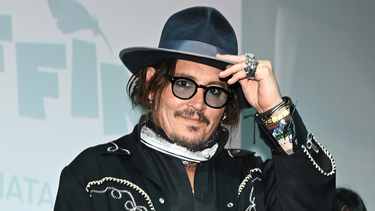 Johnny Depp sprzedał swoje obrazy. Nieźle na tym zarobił