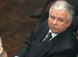 Prezydent unika prokuratury